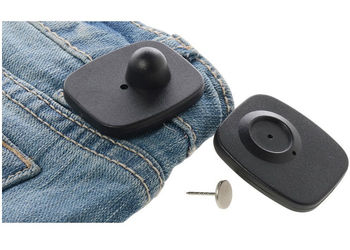 Tim-hieu-ve-kha-nang-hoat-dong-cua-tem-tu-RF-khi-su-dung